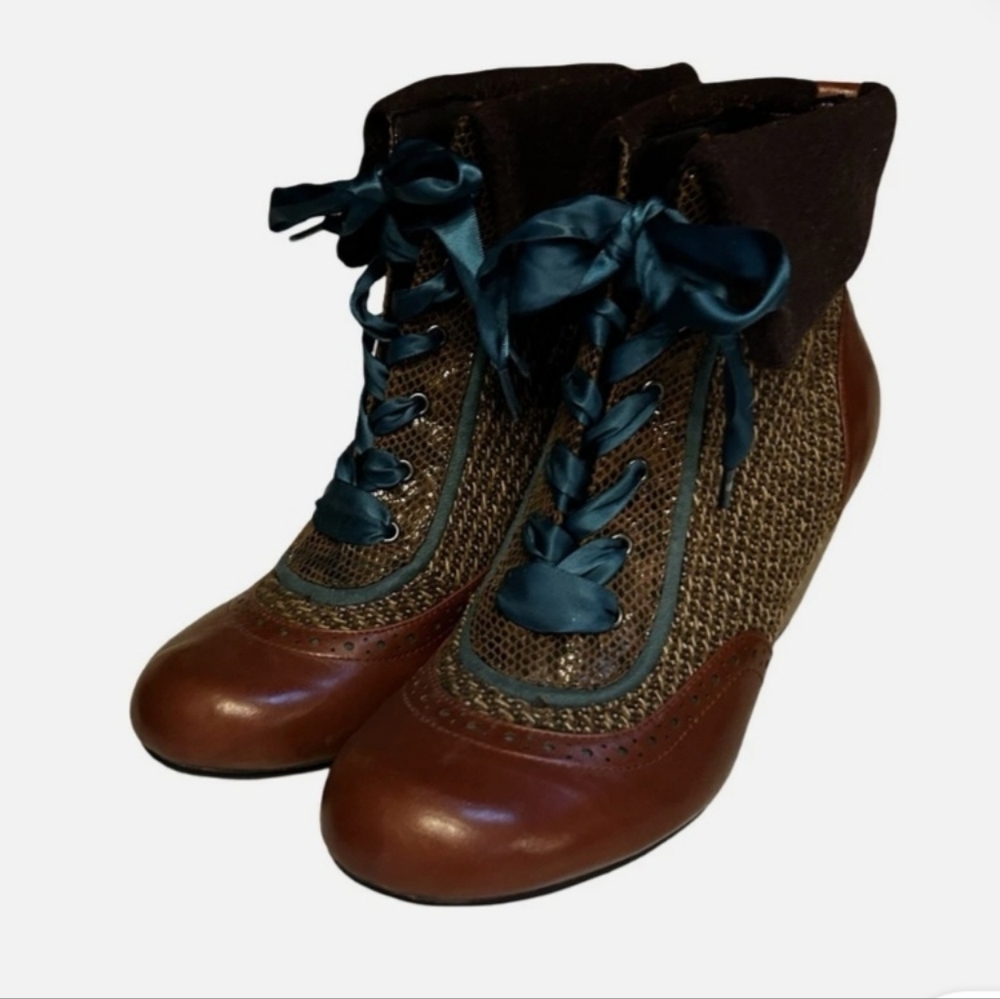 Poetic License Ankle Boot 38